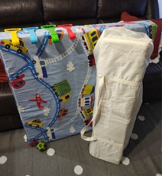 Parque infantil corralito bebés. Regalo colchoneta