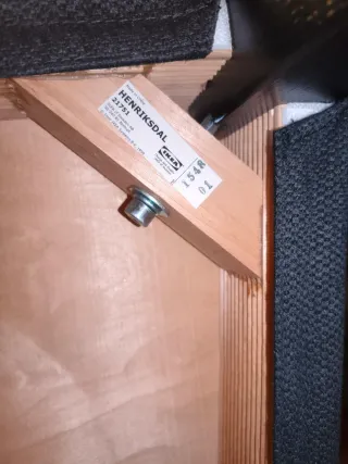 Mesa extensible BURJSTA y 4 sillas HENRIKSDAL.Ikea