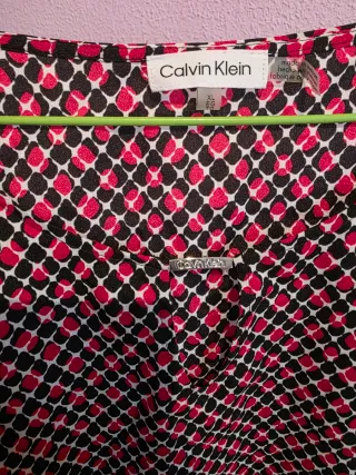 Blusa Calvin Klein Talla XL Estampada