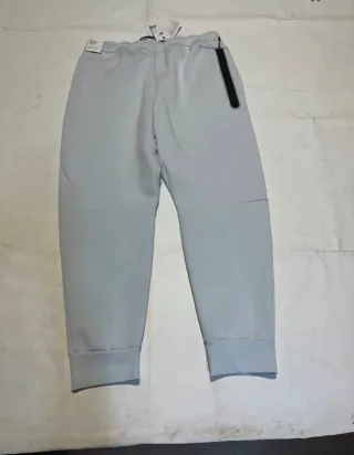 Pantalón Nike Tech Gris/Rosa