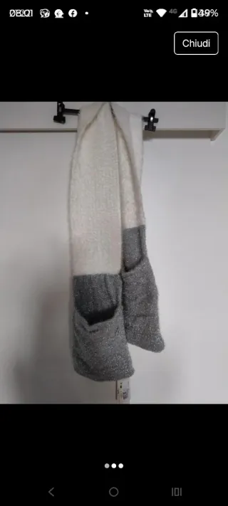 Sciarpa con tasche grigio e bianco