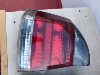 Pilotos Traseros Opel Vectra GTS