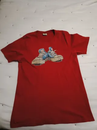 Camiseta con estampado de Converse estilo retro