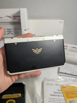 New Nintendo 3DS Ambassador Edition Bianco