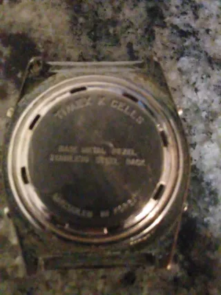 Reloj Timex Digital Metálico