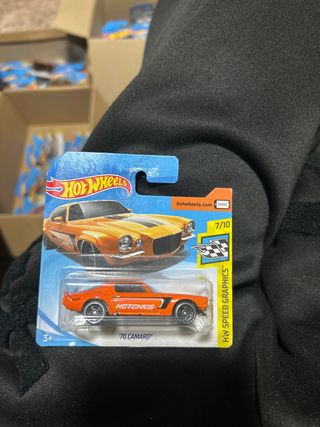 Hot Wheels 70 Camaro Naranja