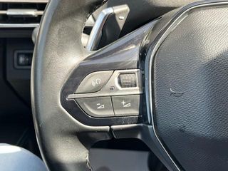 Peugeot 3008 Hybrid 225 Allure e-EAT8 165 kW (225 CV)