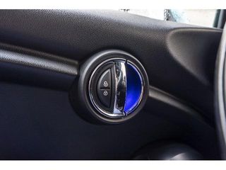 MINI MINI Cabrio Cooper 100 kW (136 CV)