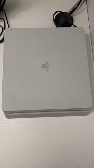 PlayStation 4 Slim 500GB Bianca