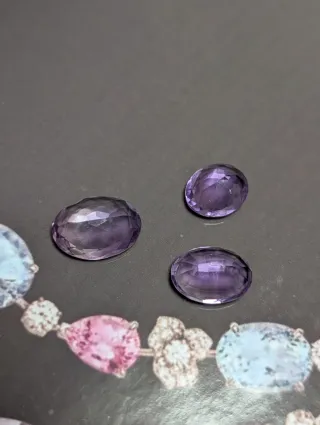 Lote 3 amatistas ovaladas moradas