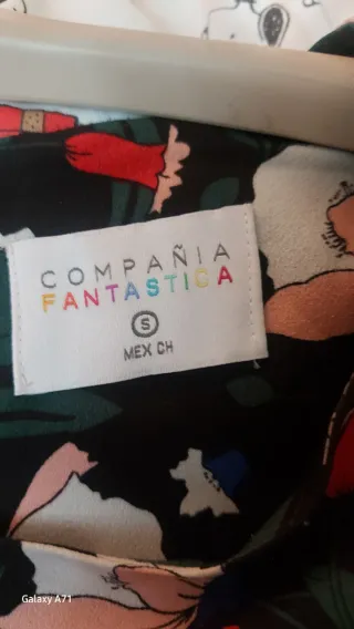 Vestido estampado flores negro