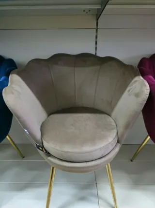 Poltrona beige velluto