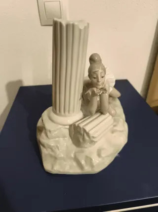 Figura Lladró Bailarina Reclinada