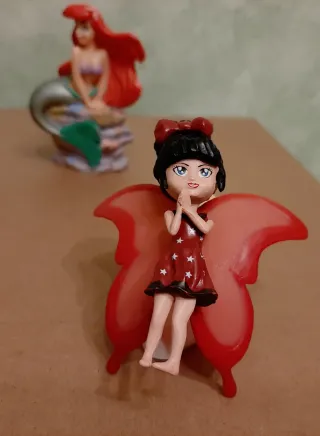 CONJUNTO DE FIGURAS PRINCESAS DISNEY Y MAGIKI