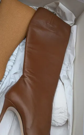 Stivali in vera pelle marrone tacco alto