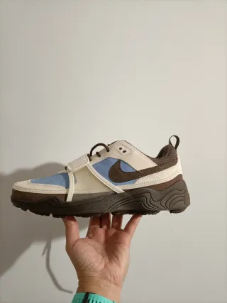 T45 Nike Zoom Field JaXX Travis Scott