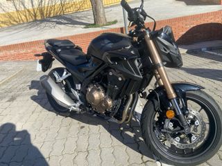 Honda CB500F 2022.