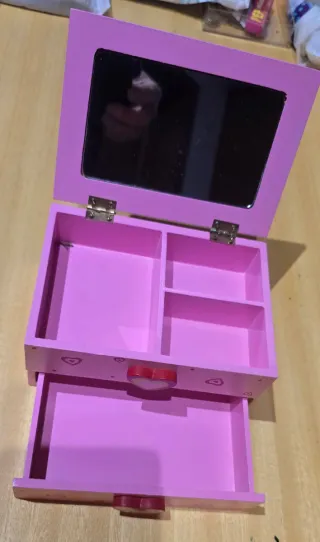 Cajita joyero infantil con espejo