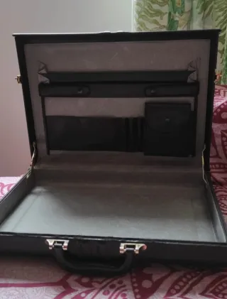 Maletín ejecutivo negro