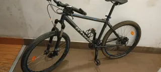 Bicicleta Btwin Disc Negra