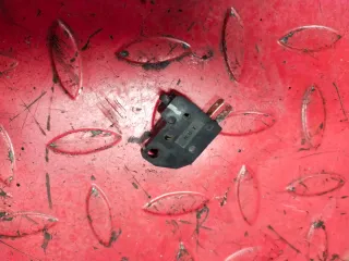 Interruptor luz freno delantero ninja 250R