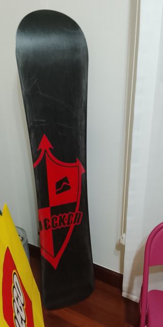 Tabla de Snowboard Negra con Fijaciones
