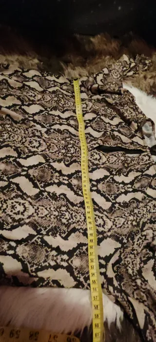 Blusa Estampada Serpiente Talla L