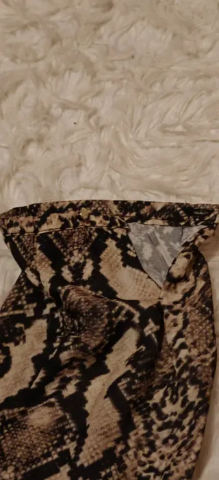 Blusa Estampada Serpiente Talla L