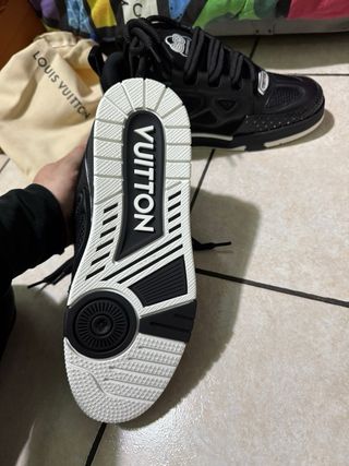 Louis Vuitton Sneakers Nere e Bianche