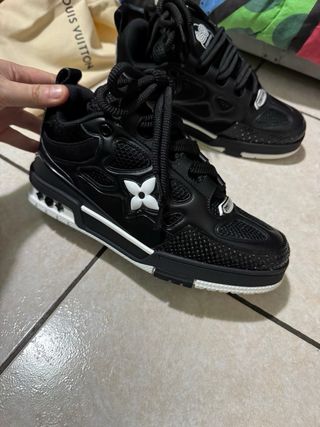 Louis Vuitton Sneakers Nere e Bianche