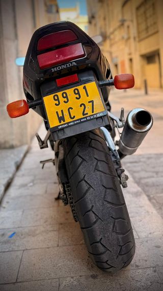 Honda CBR 900 RR Fireblade 900cc 1998