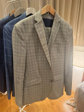 Trajes Isaac Dewhirst Talla 46