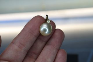 Pendientes vintage de perlas de agua dulce.