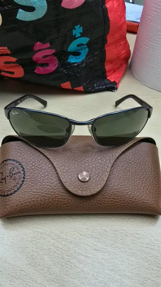 Gafas de sol Ray-Ban RB3146