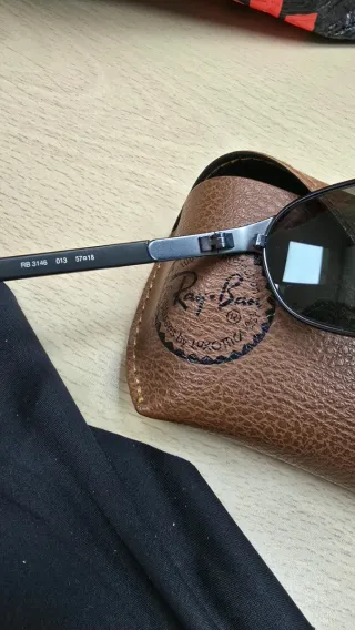 Gafas de sol Ray-Ban RB3146