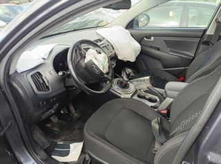 Kia 1260468 563103u820 columna direccion sportage