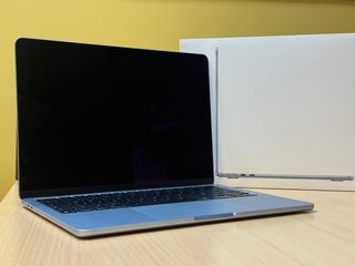 GARANTÍA!! MacBook Air M4 13 Plata