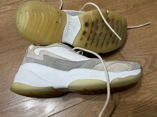 Zapatillas Geox Mujer Grises y Blancas