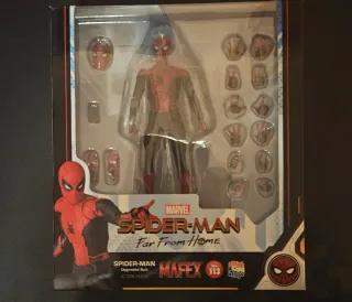 Spider-Man Far From Home MAFEX Action Figure