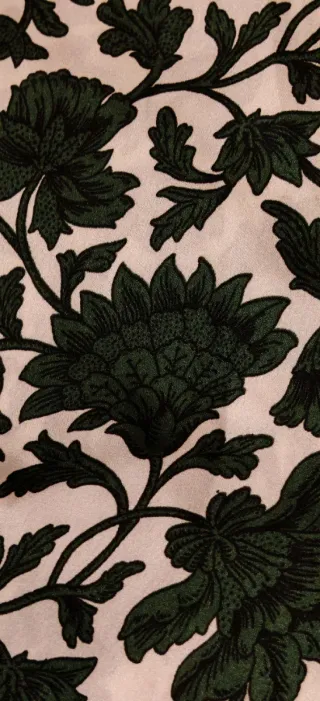 Blusa floral verde y amarilla Talla XL