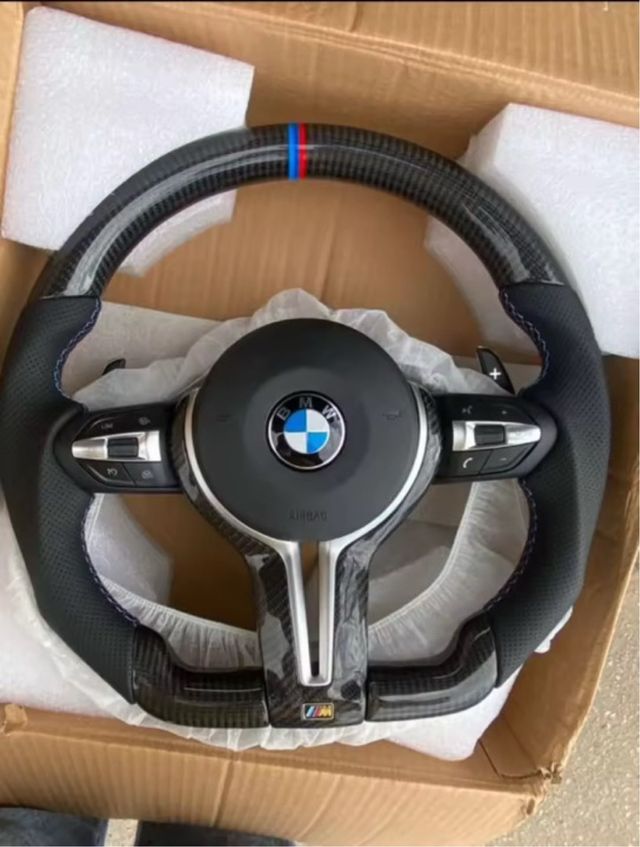 Volante BMW Fibra de Carbono sin usar