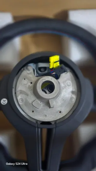 Volante BMW M Performance Série 1/2/3/4/5/6 (Novo)