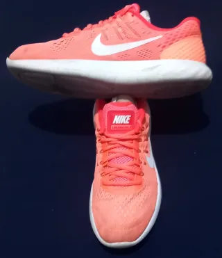Zapatillas Nike Running Naranja y Rosa