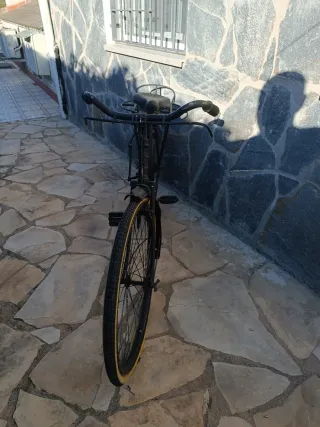 Bicicleta muy antigua...