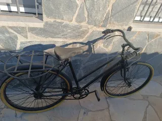 Bicicleta muy antigua...