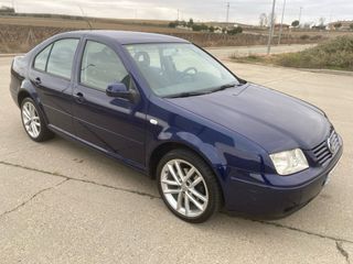 VOLKSWAGEN BORA 1.9TDI 110cv