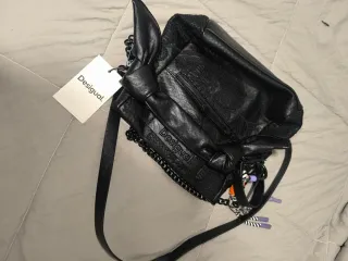 Bolso Desigual Negro con Detalles Multicolor