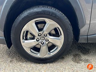 Toyota Rav4 2.5l 220H Advance 4WD