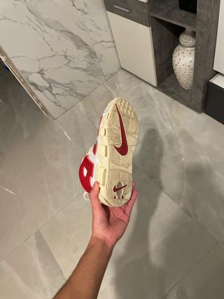 Nike Air More Uptempo Rojo Blanco