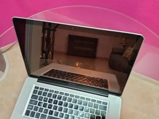 MacBook Pro 2010 Plata